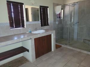 Et badeværelse på Makhato Bush Lodge 118