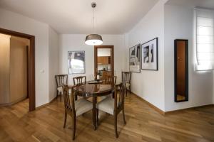 Fotografie z fotogalerie ubytování 2 bedroom flat next to Acropolis v Aténách