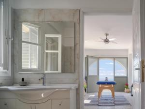 Koupelna v ubytování Alika Pure Zen Home