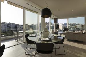 Balkon lub taras w obiekcie Über Lux 2 BR New Penthouse with Acropolis View