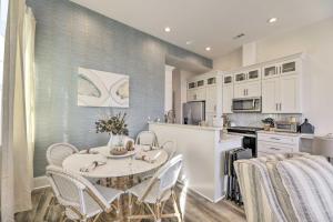 Imagine din galeria proprietății The Beaufort Flat Near Downtown and Waterfront! în Beaufort