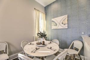 Imagine din galeria proprietății The Beaufort Flat Near Downtown and Waterfront! în Beaufort