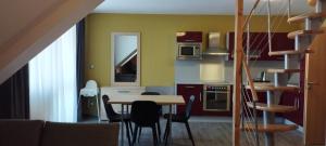 Кухня або міні-кухня у JBX Resort Hotel Albatros