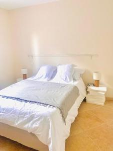 モンティセロにあるPETIT COIN DE PARADIS, VILLA AVEC PISCINE.のギャラリーの写真