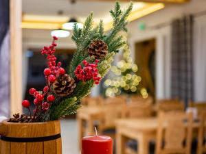 Reštaurácia alebo iné gastronomické zariadenie v ubytovaní Villa Taternik by Golden Apartments