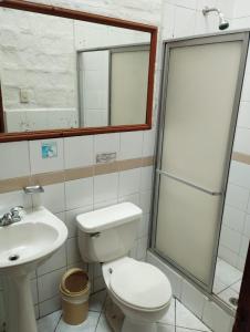 Koupelna v ubytování Hostal La Catolica