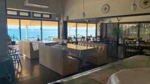 Nhà hàng/khu ăn uống khác tại On the Beach Lue - Vacation STAY 91546v