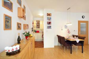 Kuchyňa alebo kuchynka v ubytovaní Apartment Labská 108 Špindlerův MLýn