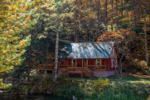 Gallery image of Elk River Fish Lodge at Eagles Nest in Banner Elk