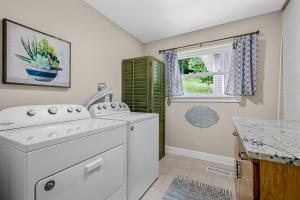 Fotografie z fotogalerie ubytování Wichita Landing v destinaci Rogers + 18 fotografií