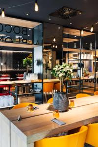 Restoran ili drugo mesto za obedovanje u objektu Park Inn by Radisson Stuttgart