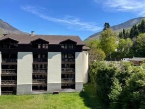 Zdjęcie z galerii obiektu Studio à Brides-les-Bains avec Balcon, Parking, Wi-Fi et Casier à Skis - FR-1-512-260 w mieście Brides-les-Bains