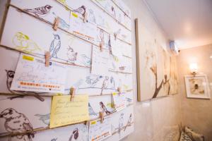 Bilik mandi di Joyous Guest House