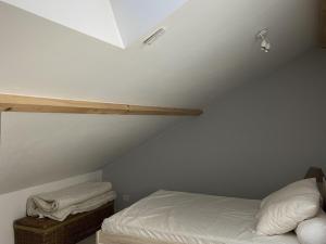 Кровать или кровати в номере Maison La Bernerie-en-Retz, 3 pièces, 4 personnes - FR-1-612-17
