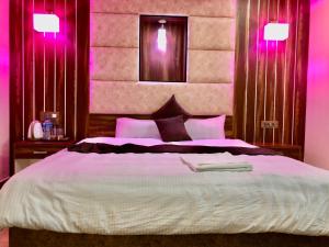 Hotel Hot Pot, Dhangadhi客房内的一张或多张床位