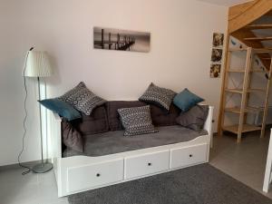 Afbeelding uit fotogalerij van Charmante Maisonnette Proche de la Mer avec Jardin, Parking, et Toutes Commodités à Quend-Plage - FR-1-482-73 in Quend