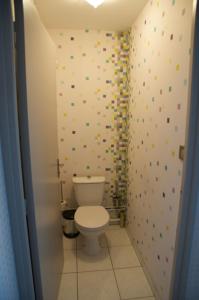 Et badeværelse på La terrasse du grand bleu à Wimereux + 15 billeder