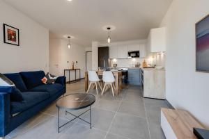Η κουζίνα ή μικρή κουζίνα στο Le Paradis - Beautiful T2 ideally located with garage