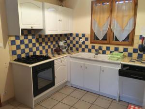 Galeriebild der Unterkunft Villa de Plain-Pied avec Jardin Clos, Proche Plage et Commerces, Animaux Admis - FR-1-482-43 in Fort-Mahon-Plage