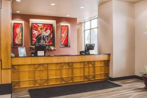 a lobby of a hotel with a reception desk at Chicago South Loop Hotel in Chicago