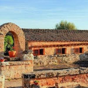 Zdjęcie z galerii obiektu Finca Son Sureda Agroturismo w Manacorze