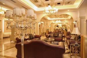 Posezení v ubytování J'adore Deluxe Hotel & Spa Ultra All Inclusive