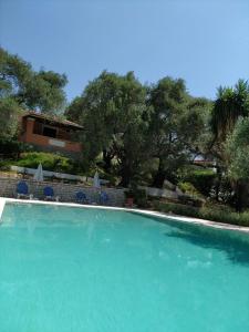 Swimmingpoolen hos eller tæt på Villa Stefanos Apartments by Hotelius