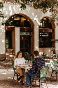 Hostia v ubytovaní Hotel Villa Retiro