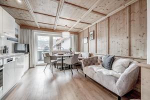 Kuchyň nebo kuchyňský kout v ubytování Soelden Lounge
