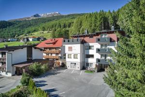 Nespecifikovaný výhled na hory nebo výhled na hory při pohledu z apartmánu