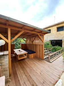 Balkón nebo terasa v ubytování Gîte : La vieille bâtisse.