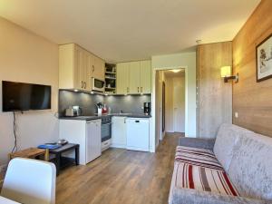 Appartement Belle Plagne, 2 pièces, 4 personnes - FR-1-455-1の見取り図または間取り図