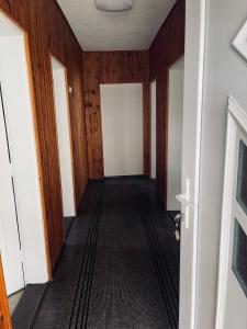 Postel nebo postele na pokoji v ubytování Stan na Palama + 2 fotografie