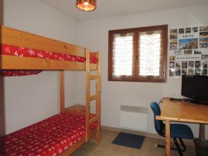 En eller flere senger på et rom på Appartement Châtel, 3 pièces, 6 personnes - FR-1-198-162