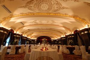 Restaurace v ubytování Hotel New Grand