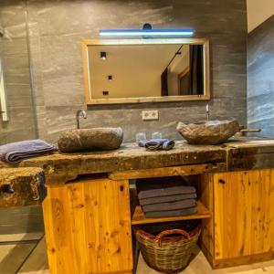 Fotografia z galérie ubytovania Ferienvilla Joachimsberg mit Swimspa und Sauna v destinácii Wienerbruck + 37 fotografií
