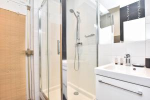 Fotografia z galérie ubytovania Charming apartment 4P - Batignolles v Paríži