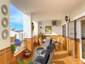 Posezení v ubytování Villa Mirto Private Pool Casasol