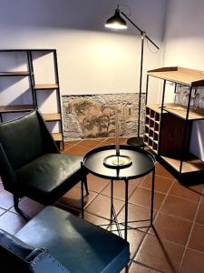Ruang duduk di Wonderful central apartment!
