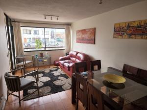 Χώρος καθιστικού στο Avenida del Mar , Primera Linea, edificio Canto del agua