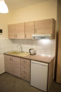 A kitchen or kitchenette at Musses House