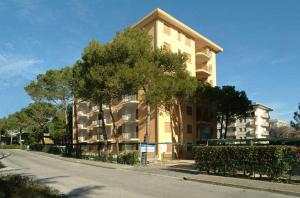 The building in which Az apartmant is located