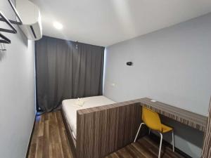 Postel nebo postele na pokoji v ubytování Boxinn The Kontena Home