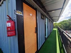 Fotografie z fotogalerie ubytování Boxinn The Kontena Home v destinaci Semporna