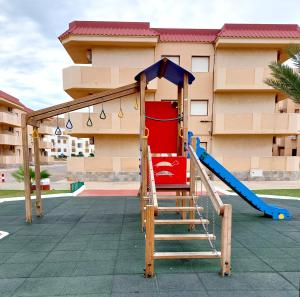Herní místnost nebo prostor pro děti v ubytování Apartamentos Tesy