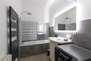 Ванна кімната в Cabana & L'Ain, Lune & L'Eau