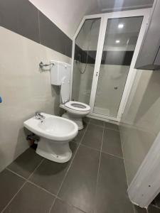 A bathroom at Holiday apartament
