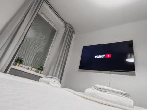 TV a/nebo společenská místnost v ubytování Residential Hotels Helsinki Center