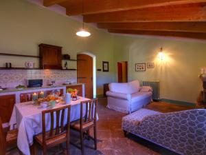 A kitchen or kitchenette at Holiday Home in Assisi near Monte Subasio