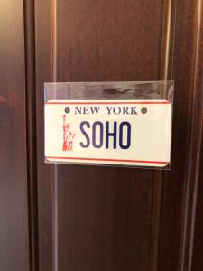 Certifikát, hodnocení, plakát nebo jiný dokument vystavený v ubytování SoHo NewYork